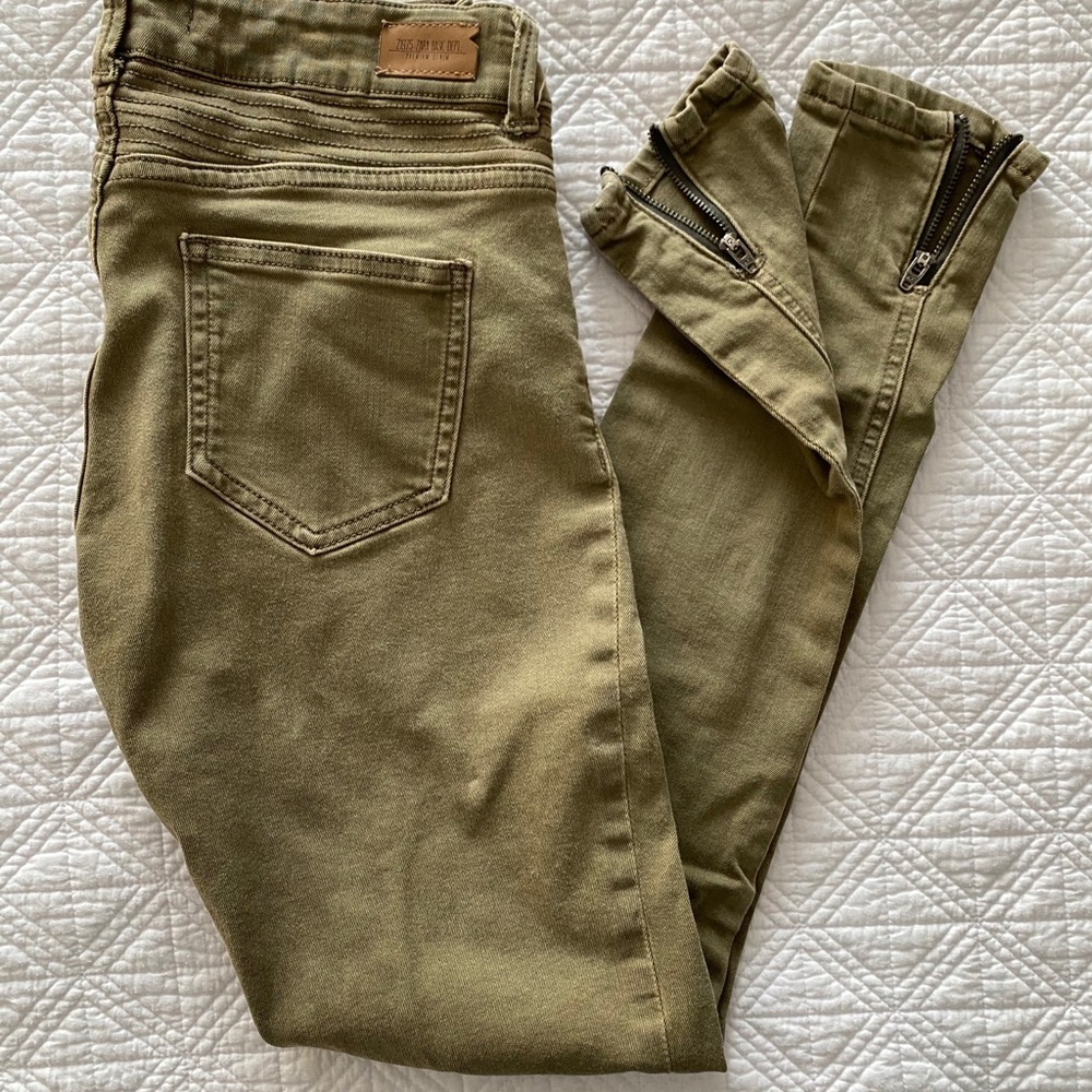 Zara coloured jeans ⭐️ Bundle & Save $$ ⭐️
